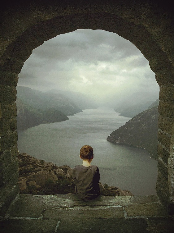 Michael Vincent Manalo - The Storyteller