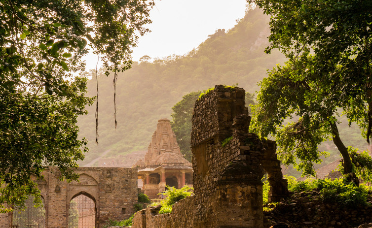 Bhangarah Fort in the sunset