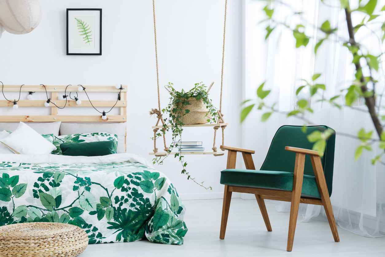 color-palette-green-interior-design-bedroom-floral