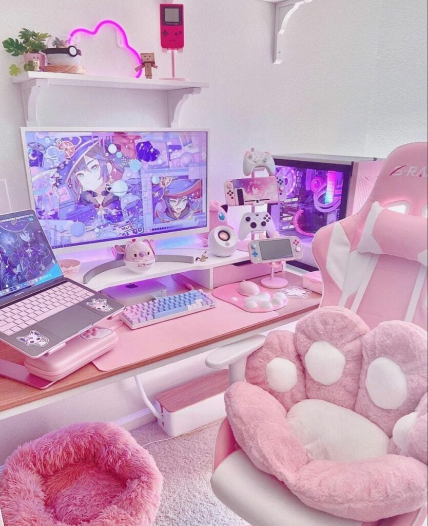 Fluffy Pastel Gamer Girl Setup
