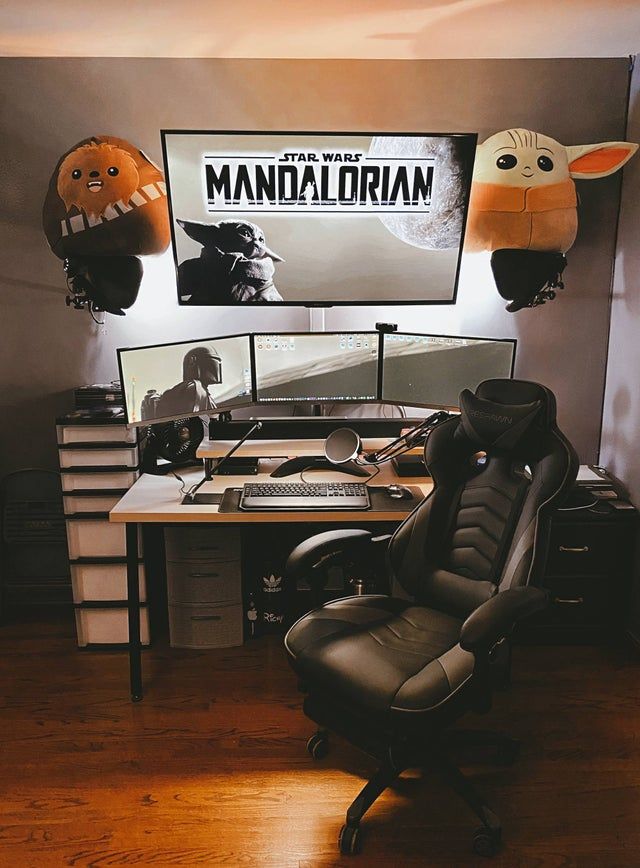 Mandalorian-Inspired Battlestation