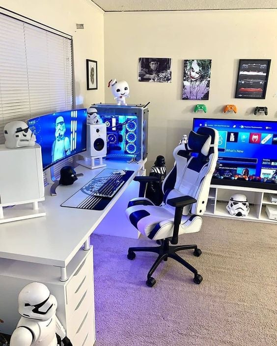 14 Gaming Desk Accessories You Need to Reach Battlestation Status –  Voltcave