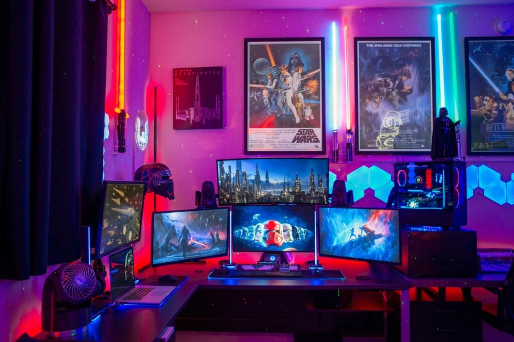 computer game room