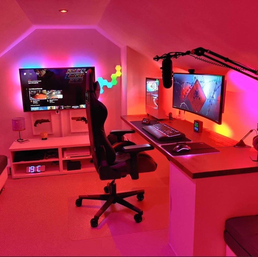 Space to Play: Design Your Perfect Gaming Room 