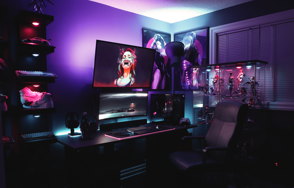 Anime wall  Otaku room, Anime bedroom ideas, Cute room ideas