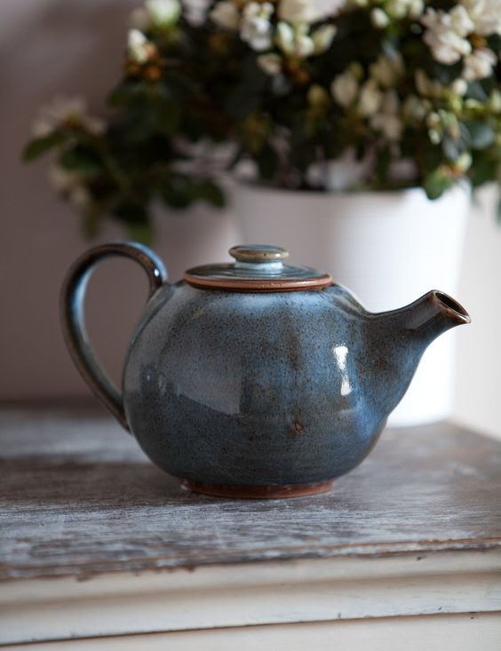 Floral Ceramic Teapot, Handmade Pottery Tea Pot, Extra Large Purple  Lavender Floral, Unique Stoneware, Housewarming Gift for Tea Lovers 