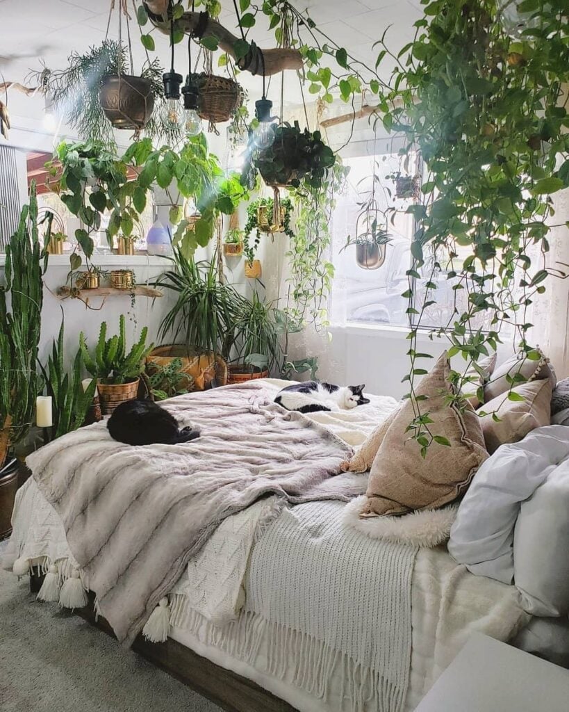 + Aesthetic Room Ideas: Perfect Aesthetic Decor for 23
