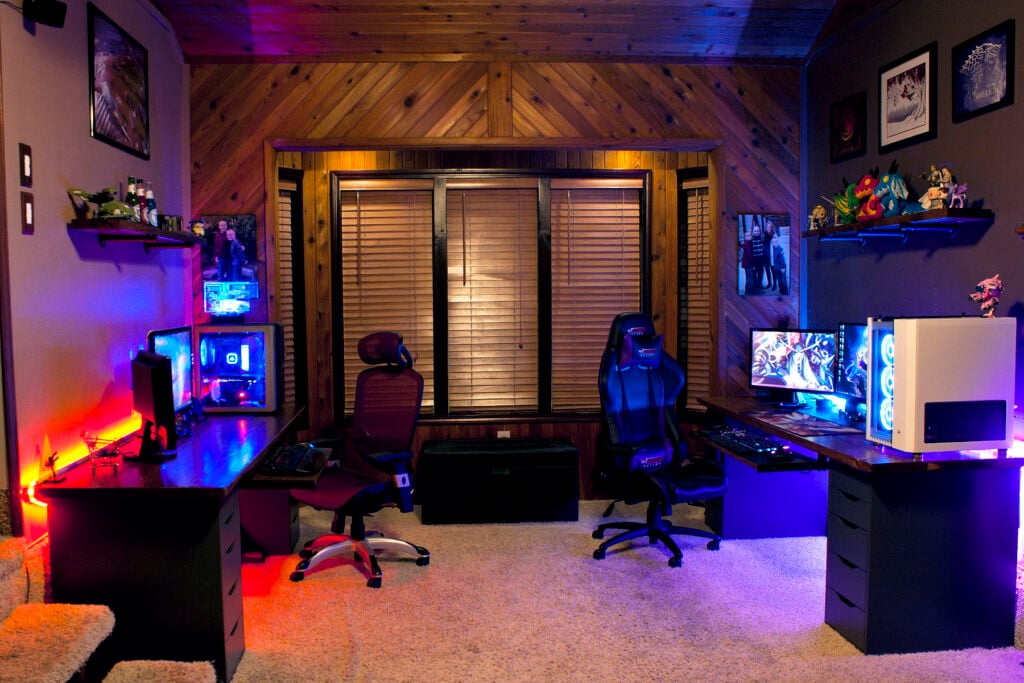 Marvel Or Dc?  Gaming room setup, Video game rooms, Room setup