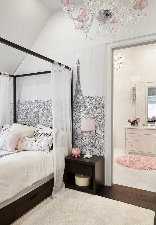 Paris-themed bedroom