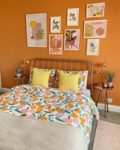 20 Bedroom Wall Decor Ideas to Spruce up Your Space | Displate Blog