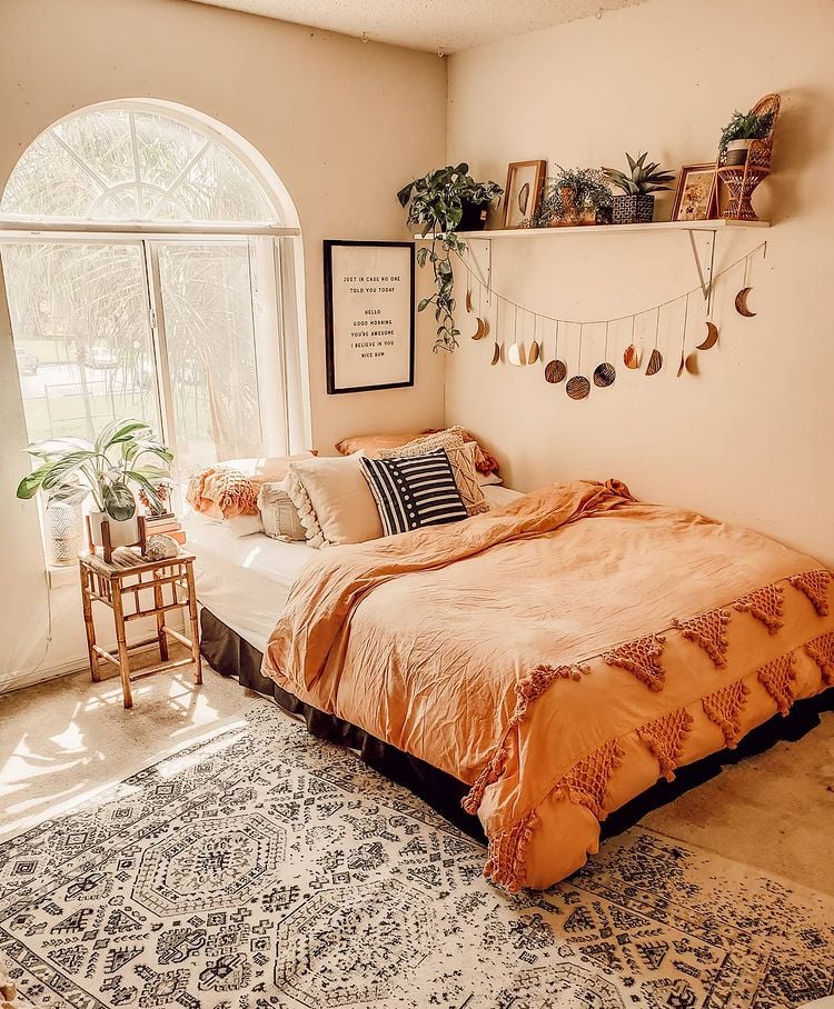 21 Aesthetic Bedroom Ideas That Will Make You Swoon