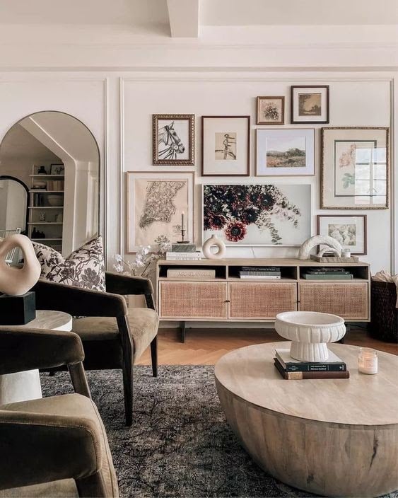27 Stunning Living Room Wall Decor Ideas | Displate Blog