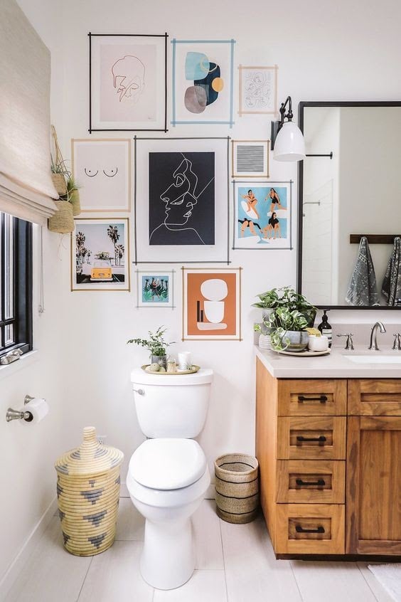 23 Simple Bathroom Wall Decor Ideas