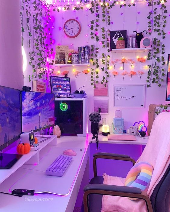 Aesthetic gaming deals desk