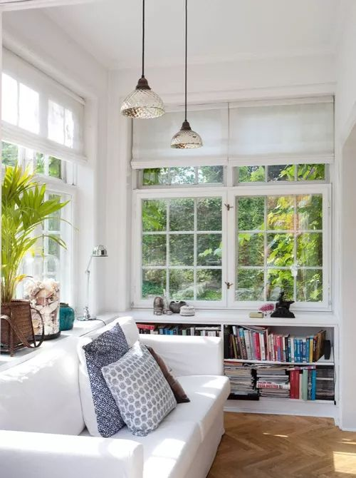 35 Stunning Small Sunroom Ideas That Look Beautiful